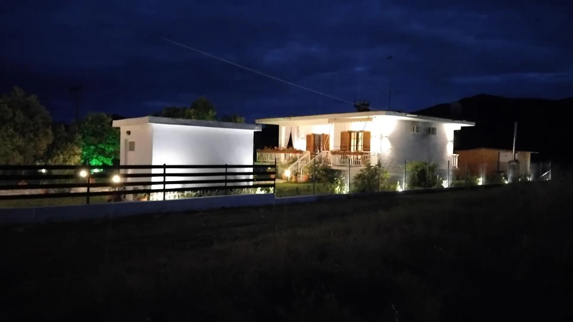Vakantiehuis Gaestehaus Edelweiss Olympiada Halkidikis Griekenland