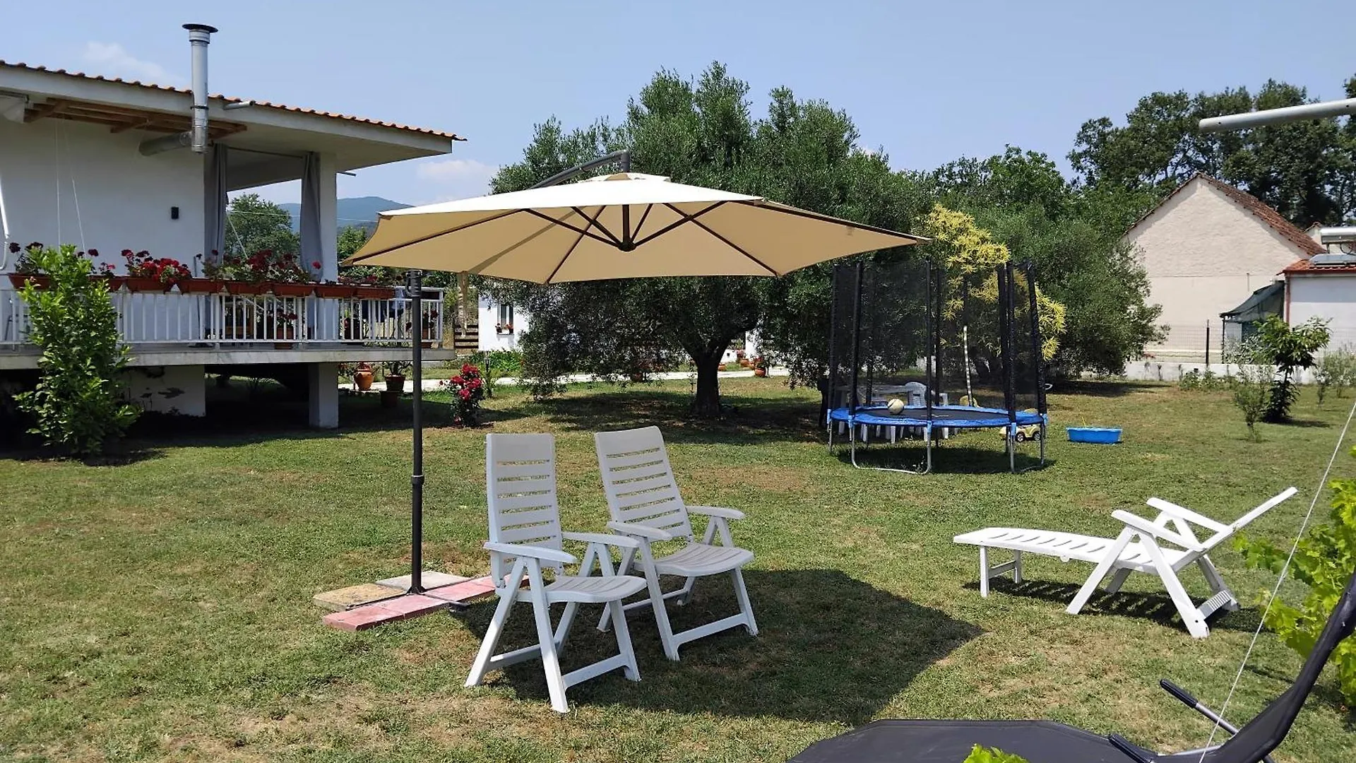 بيت للعطل Gaestehaus Edelweiss Olympiada Halkidikis